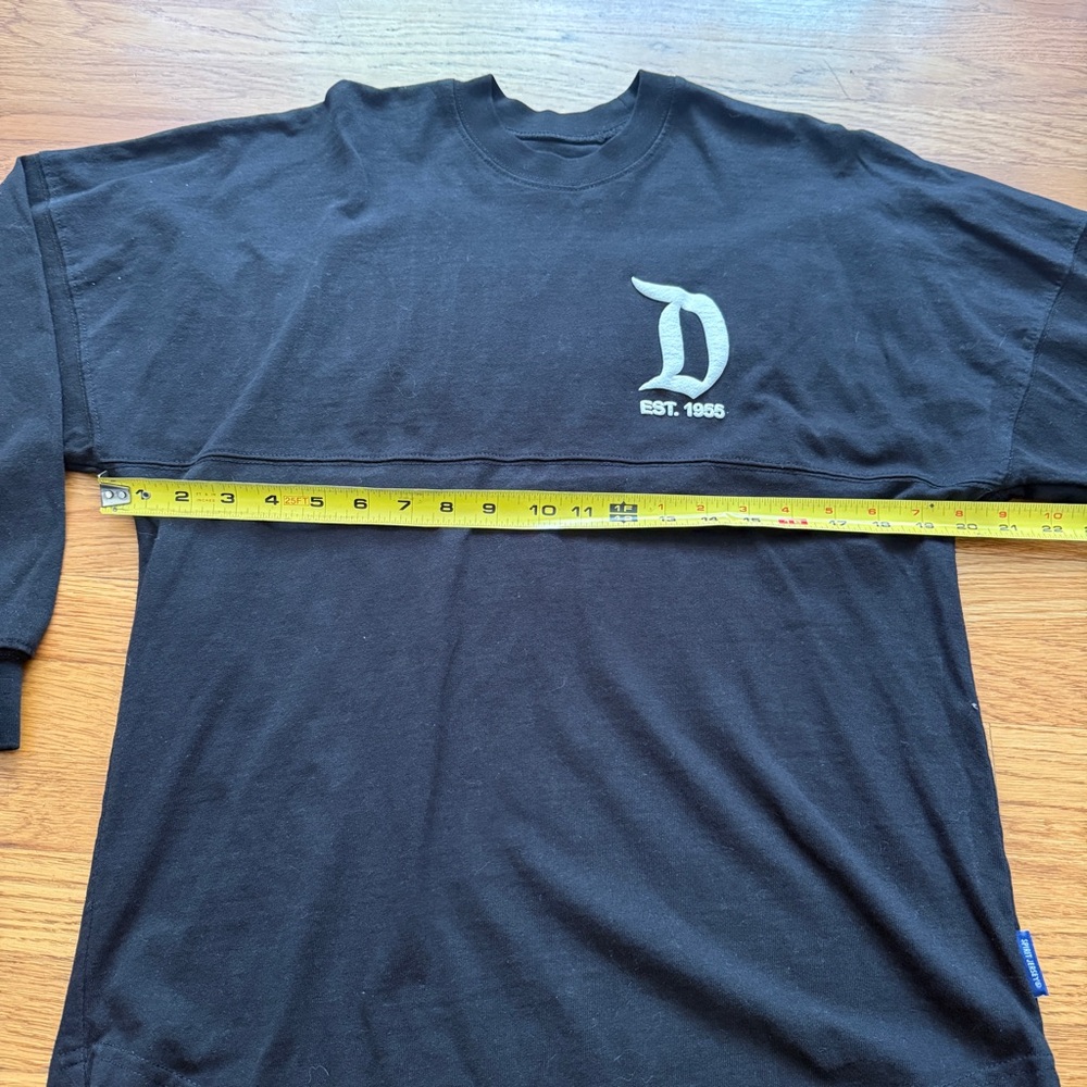 Disney black long sleeve spirit jersey Disneyland XS - Picture 6 of 7